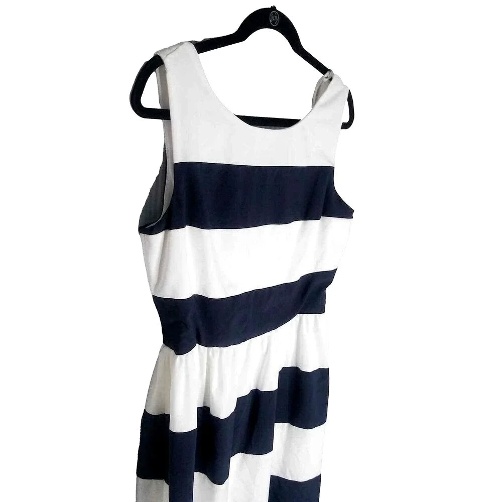 Bee Darlin Dress Womens 10 Navy White Fit Flare Nautical Striped Business Casual